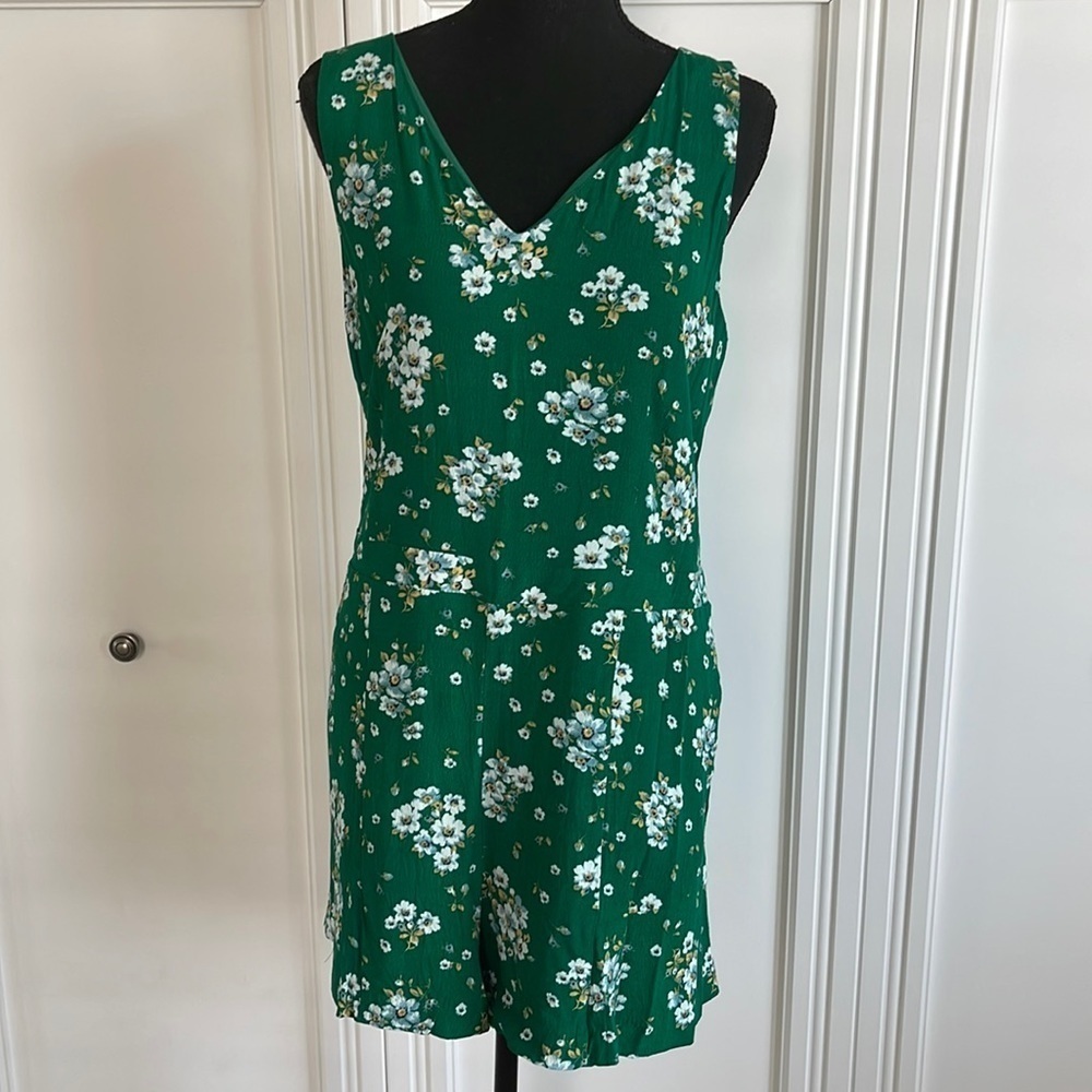 LOFT Green floral print romper size 14